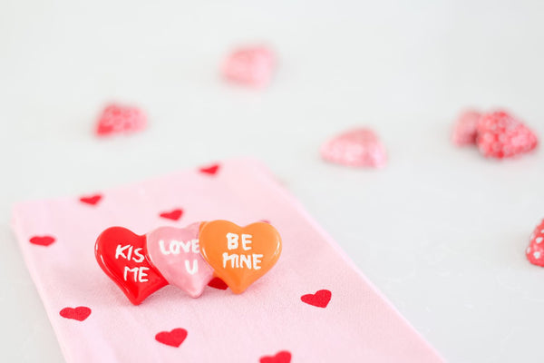kiss me, love u, be mine red, pink and orange heart mini