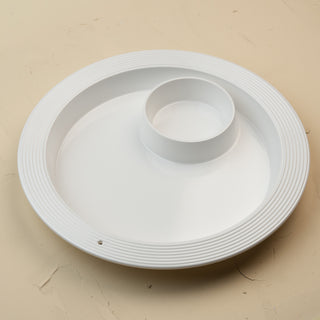chip and dip platter is made of high-quality melamine