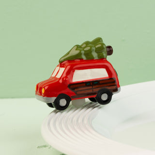 christmas wagon with tree on roof mini