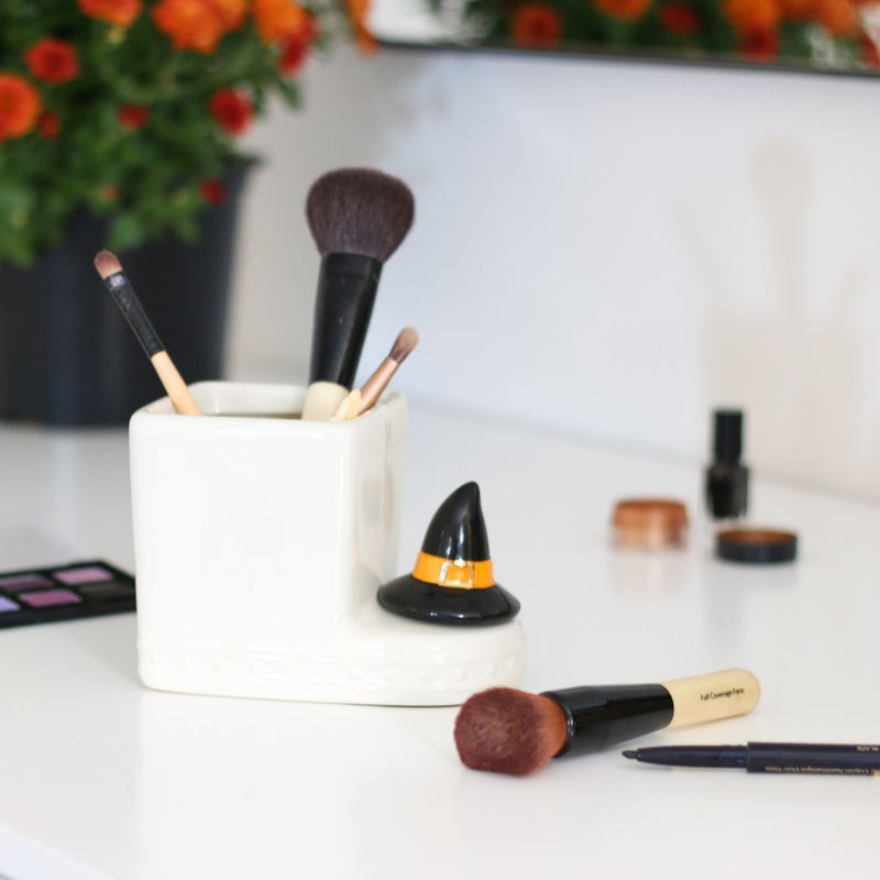 witch hat mini on cutie container with makeup brushes
